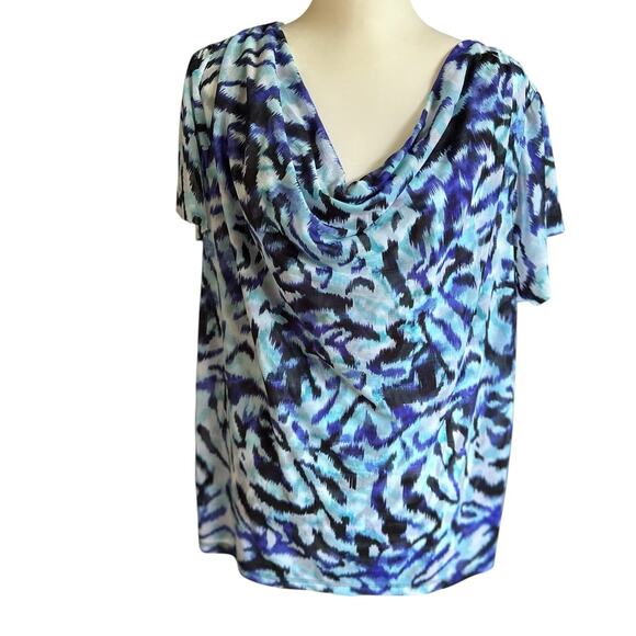 212 Collection Blue White Short Sleeve top 2X - Picture 1 of 4